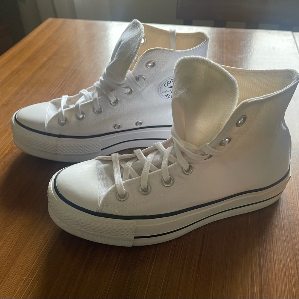 WHITE PLATFORM CANVAS CONVERSE HI TOPS